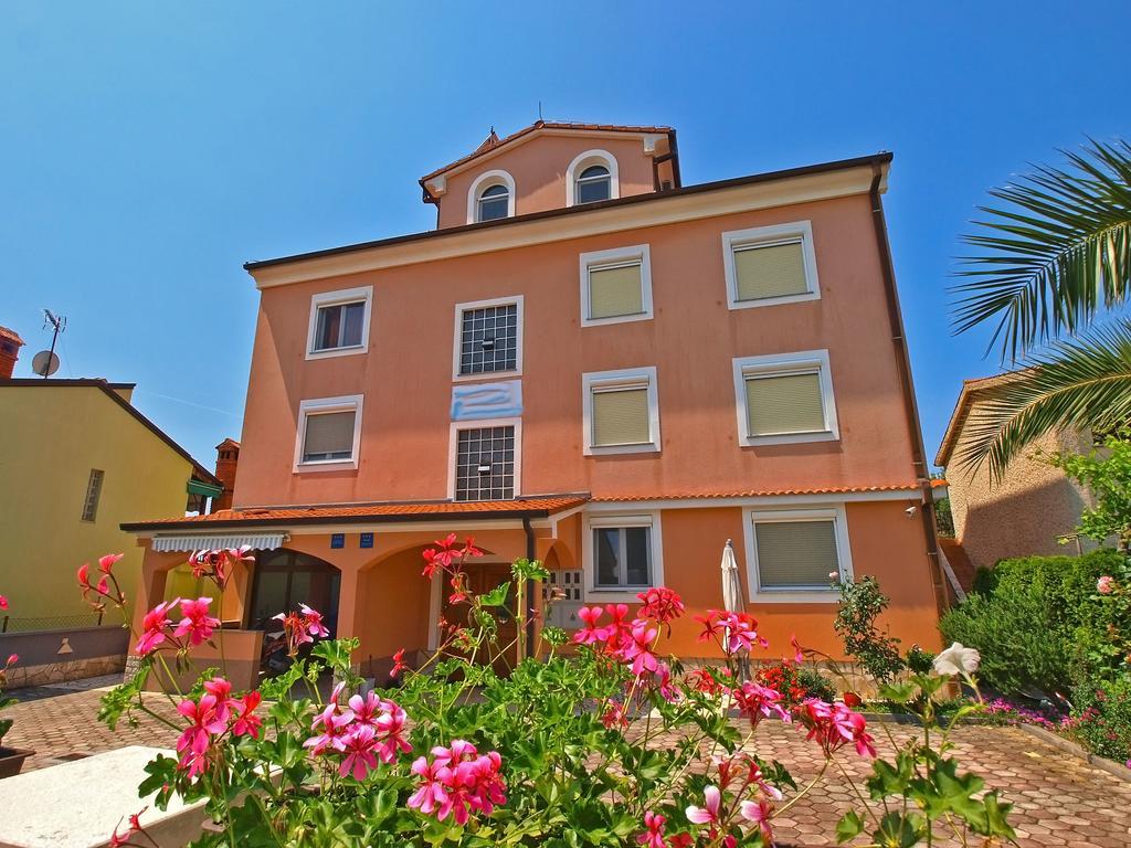 Apartments Denis 19 Фажана Екстер'єр фото