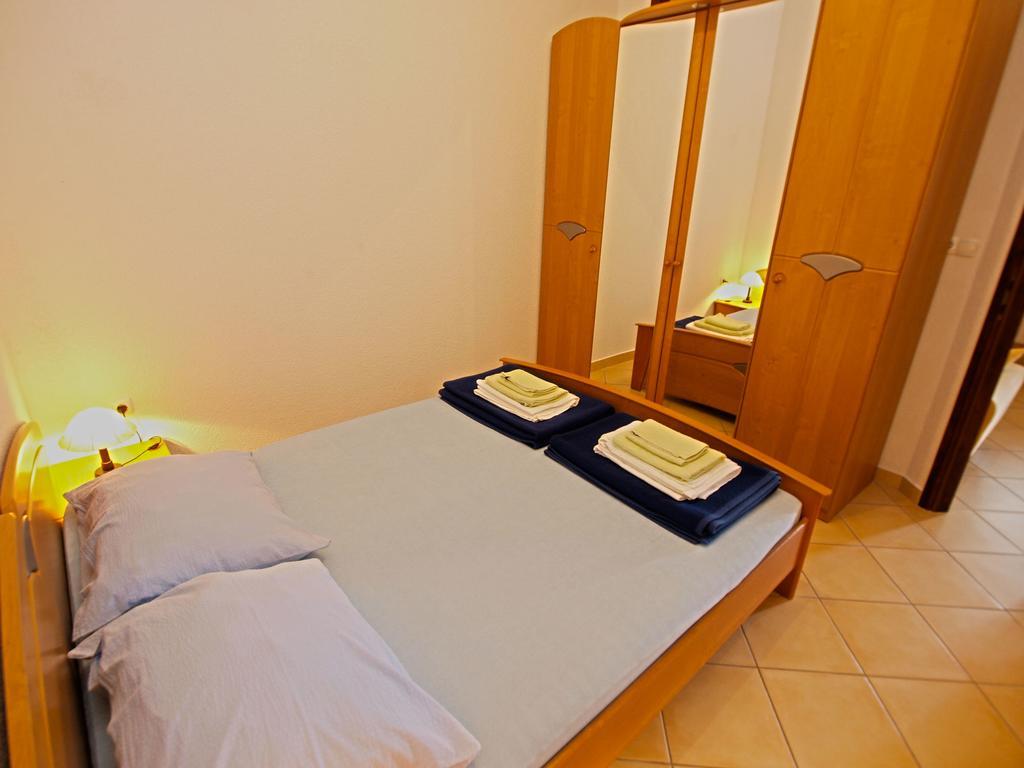 Apartments Denis 19 Фажана Екстер'єр фото