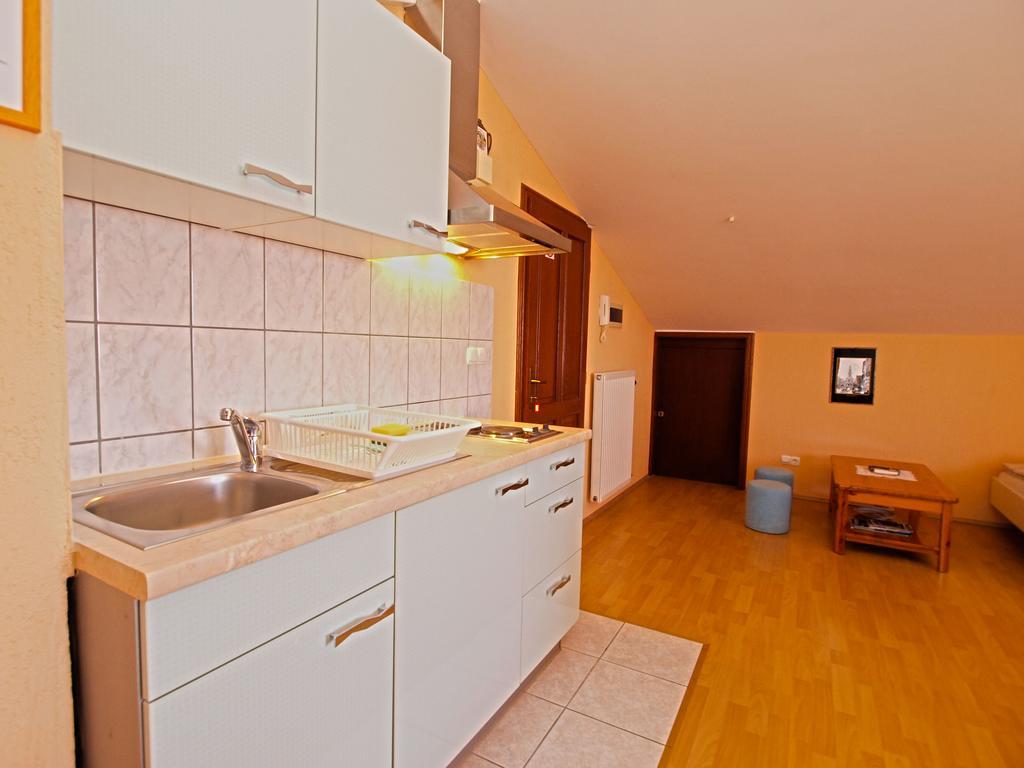 Apartments Denis 19 Фажана Екстер'єр фото