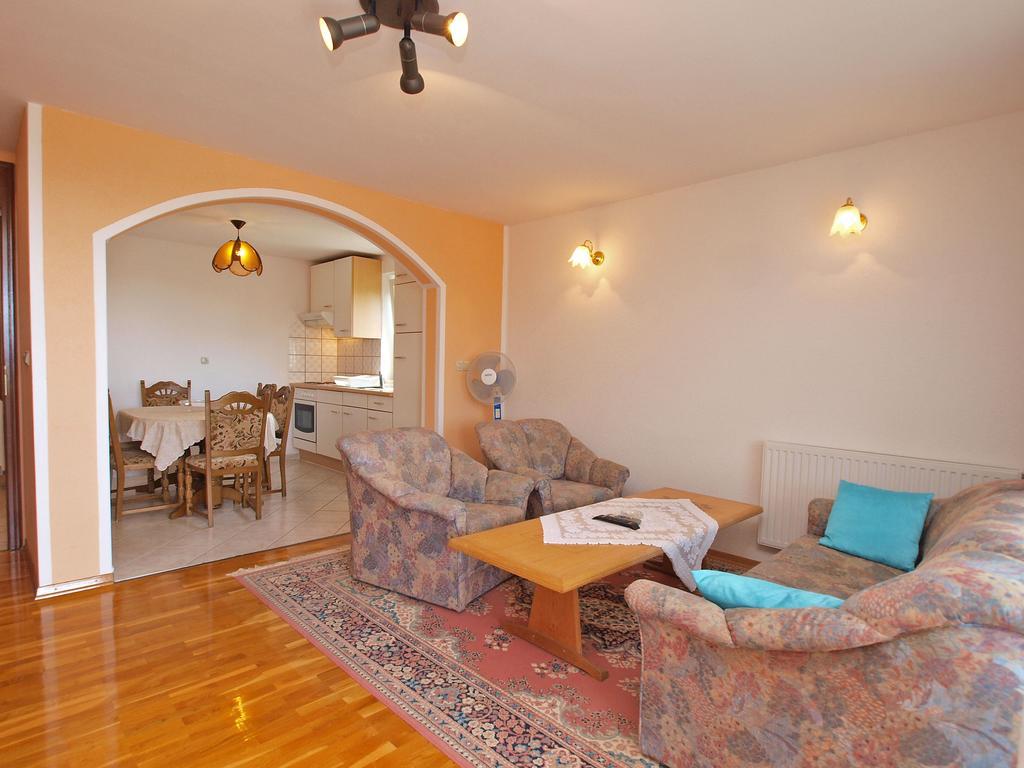 Apartments Denis 19 Фажана Екстер'єр фото